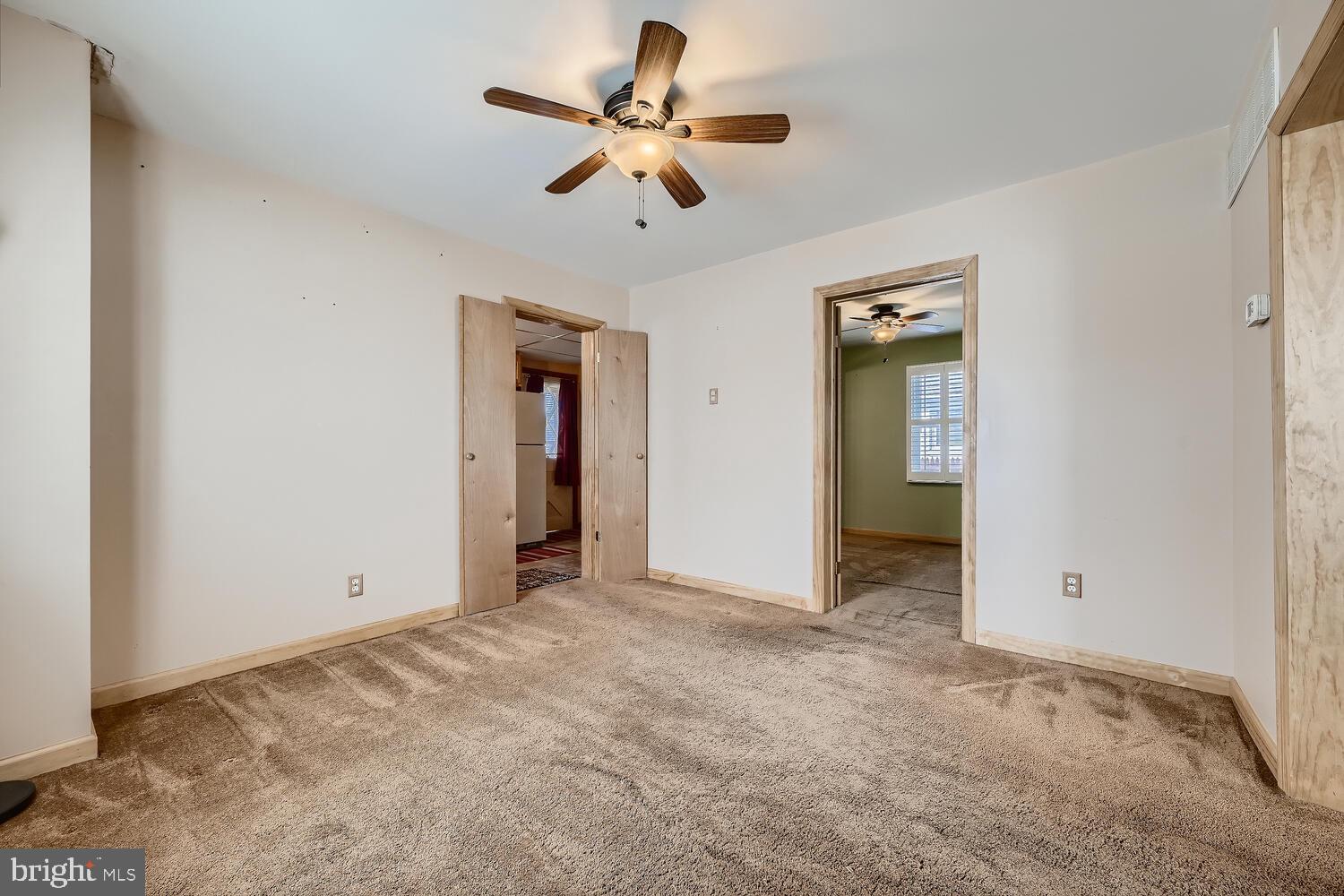 369 Townsend Road Essex, MD 21221 - Photo 9 of 27