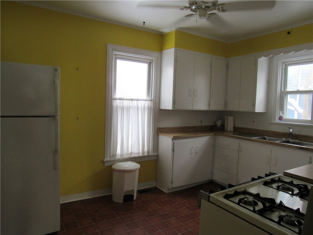 180 Milburn Street Rochester, NY 14607 - Photo 16 of 39