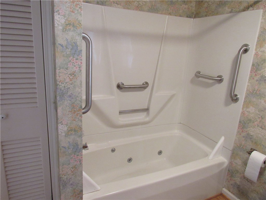 180 Milburn Street Rochester, NY 14607 - Photo 25 of 39