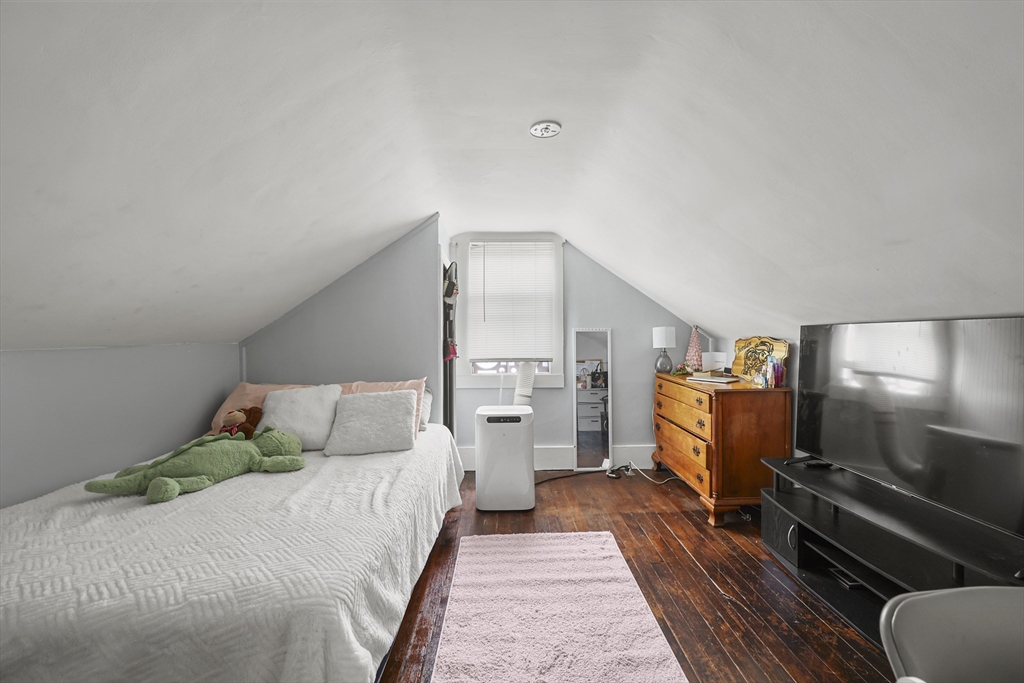 68 Orchard Street Pittsfield, MA 01201 - Photo 23 of 29