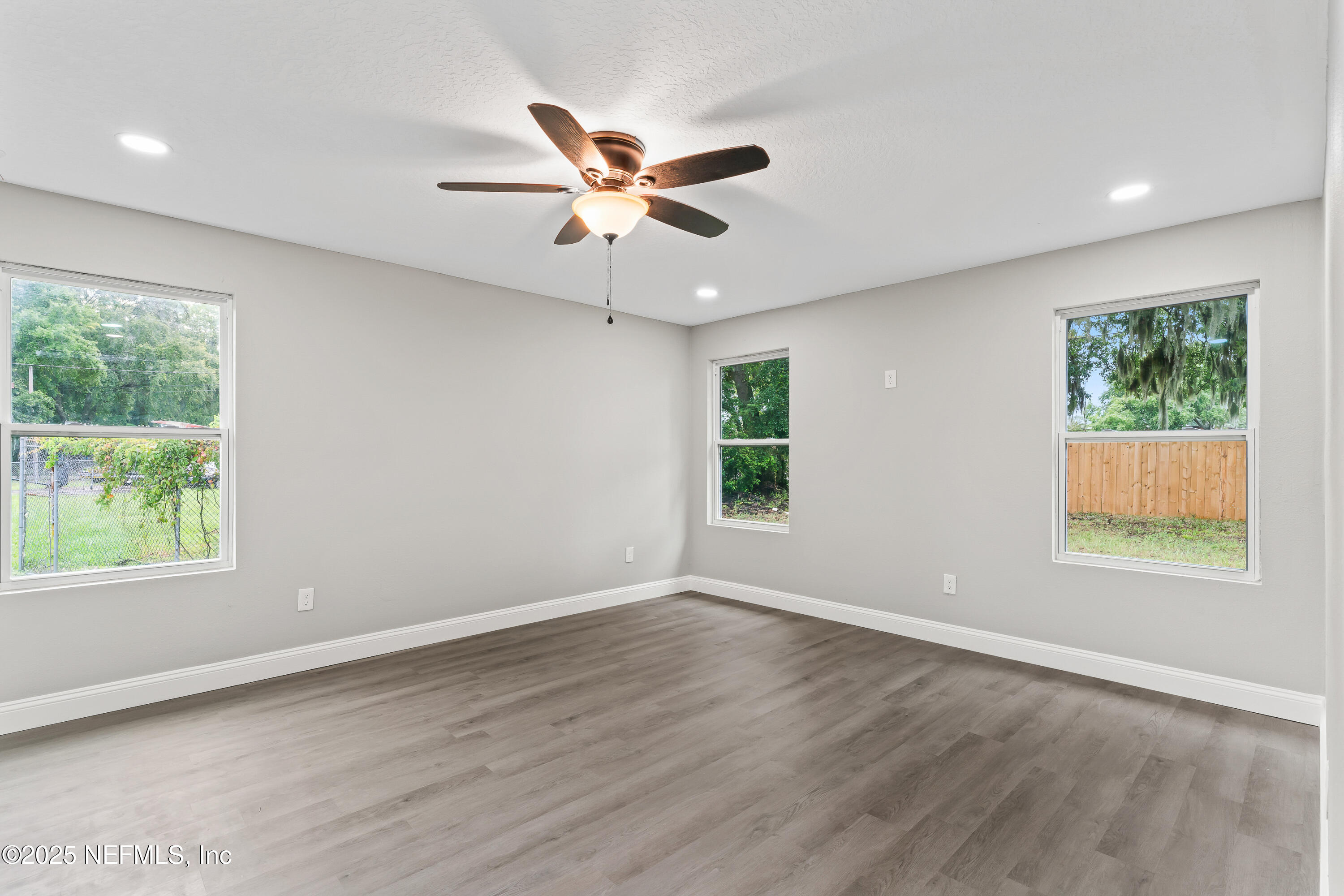 3641 Ardisia Road Jacksonville, FL 32209 - Photo 12 of 24 Master Room