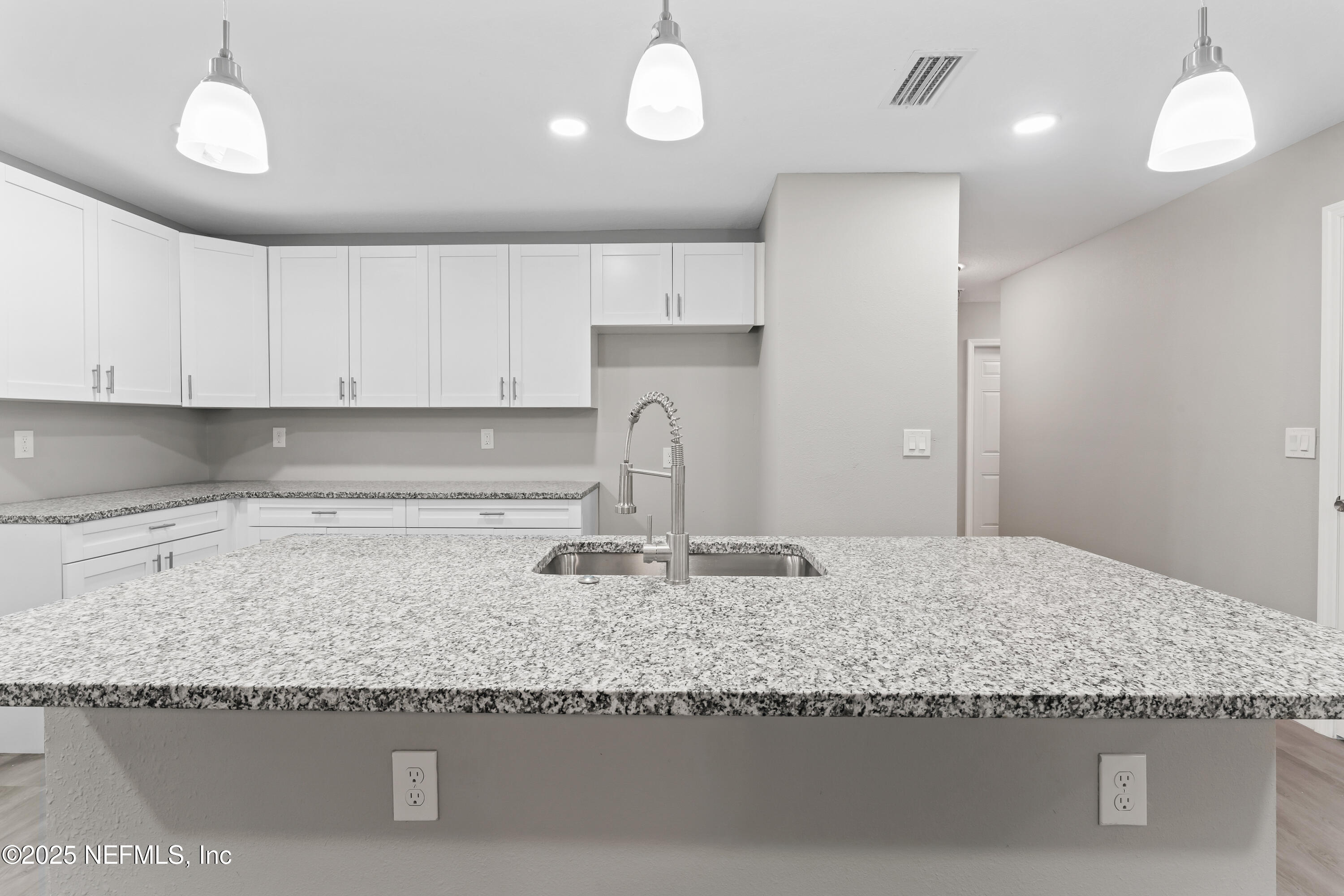3641 Ardisia Road Jacksonville, FL 32209 - Photo 17 of 24 Kitchen