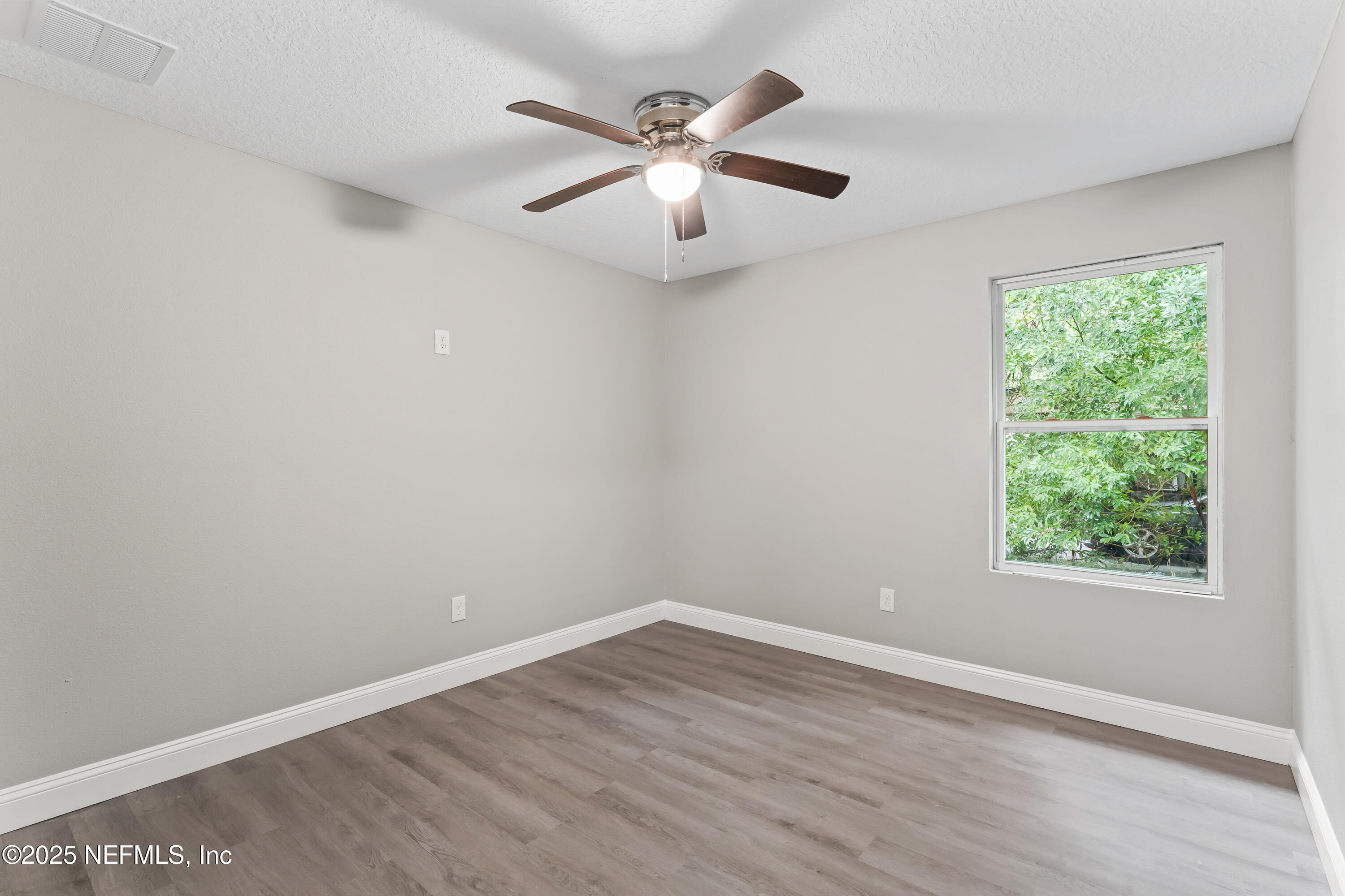 3641 Ardisia Road Jacksonville, FL 32209 - Photo 6 of 24 Bedroom 1
