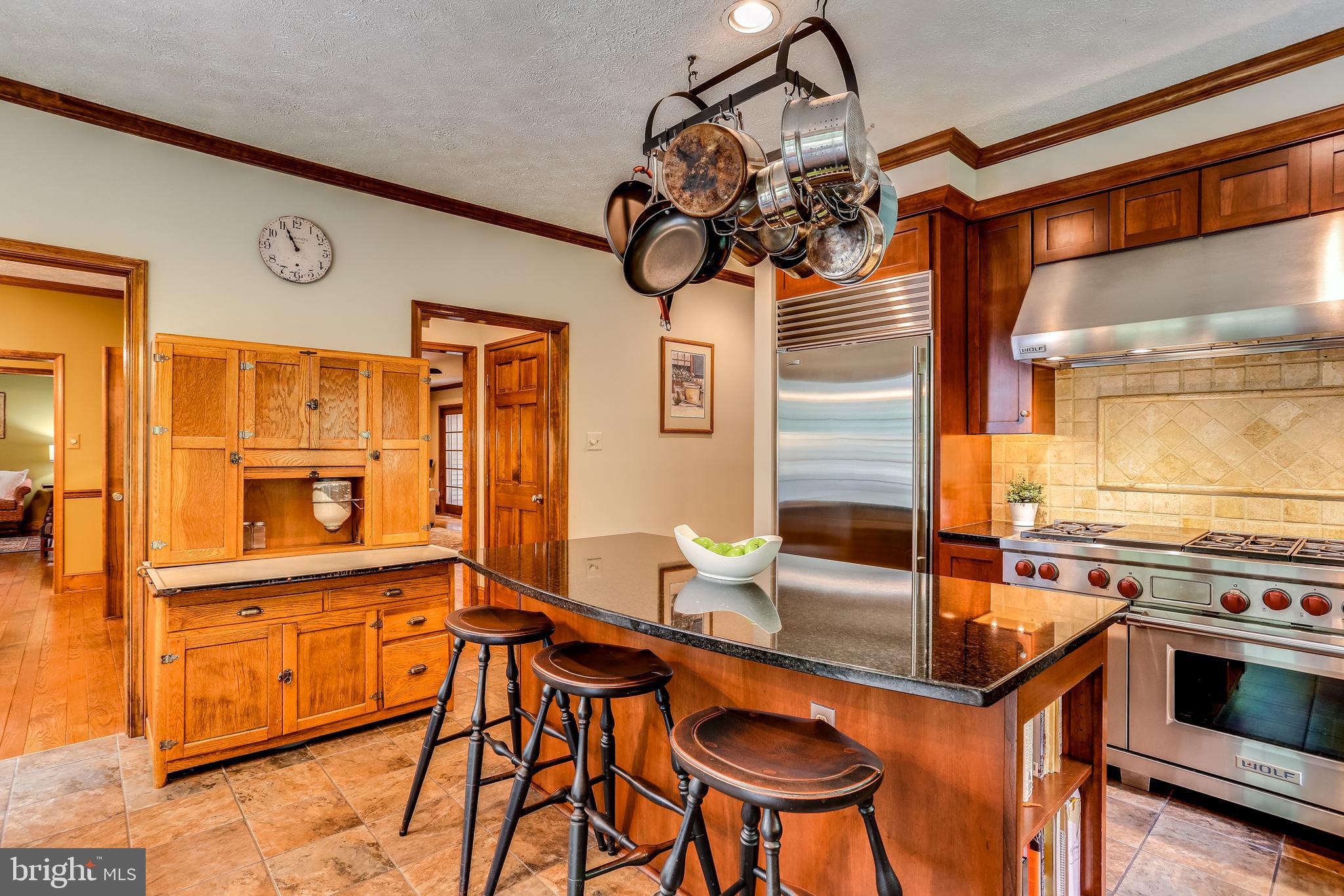 12605 Knoll Road Mount Airy, MD 21771 - Photo 17 of 58 Wolf 6 burner stove with double oven