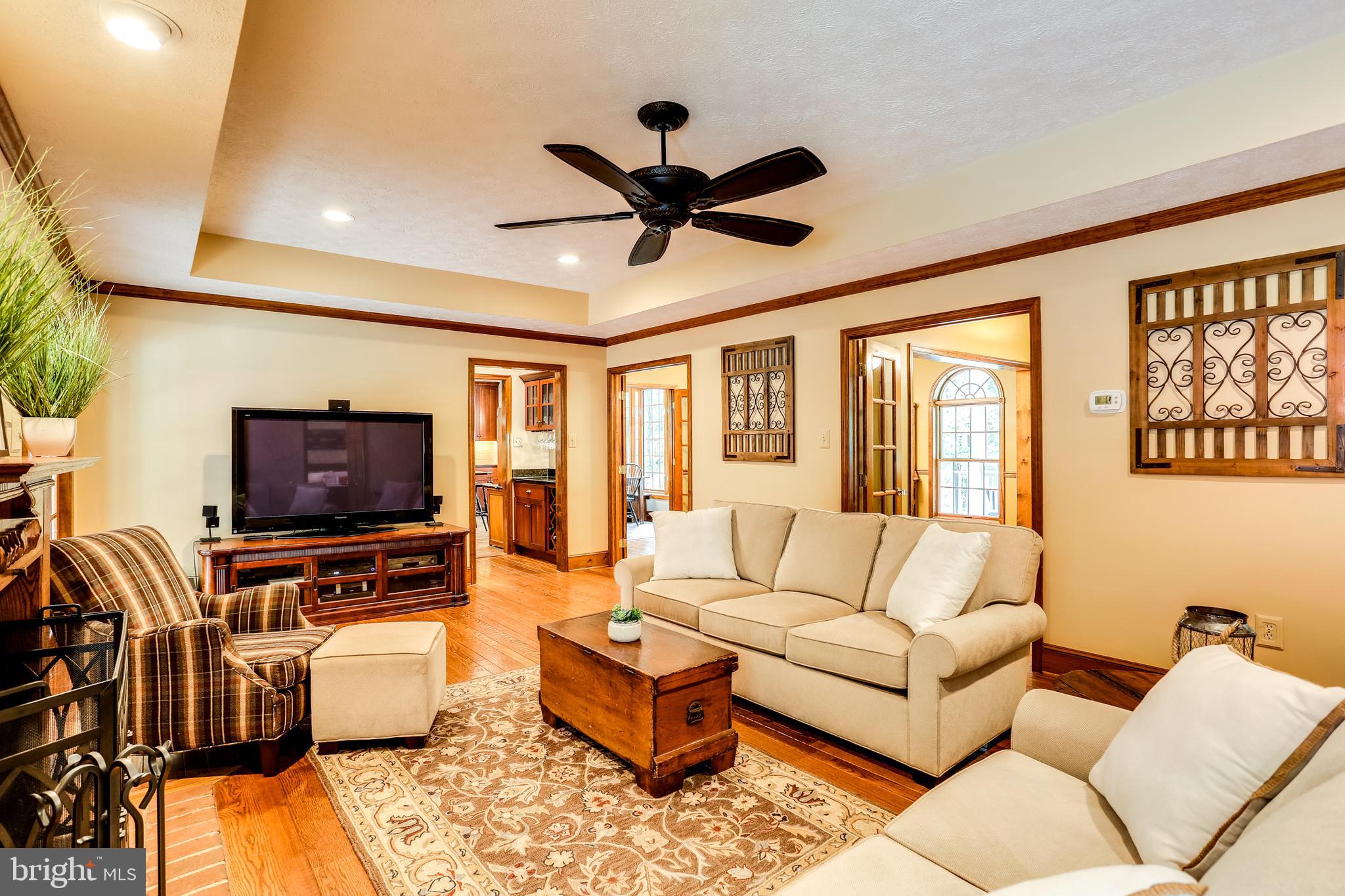 12605 Knoll Road Mount Airy, MD 21771 - Photo 25 of 58 Plenty of room for large gatherings