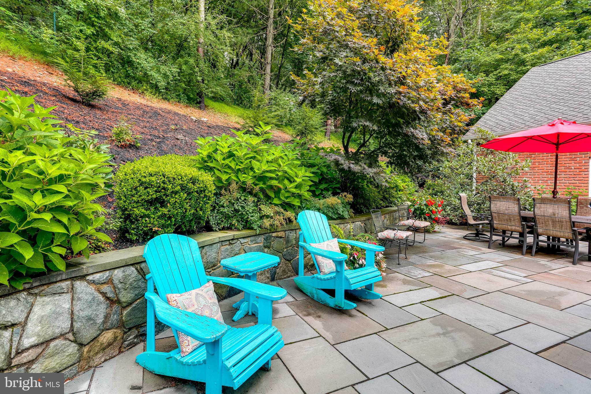 12605 Knoll Road Mount Airy, MD 21771 - Photo 53 of 58 Enjoy multiple areas for guests to relax