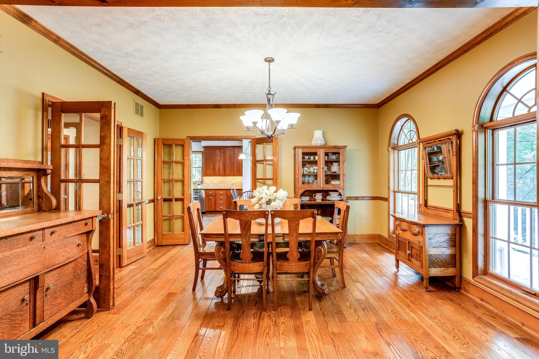 12605 Knoll Road Mount Airy, MD 21771 - Photo 9 of 58 Large formal dining room