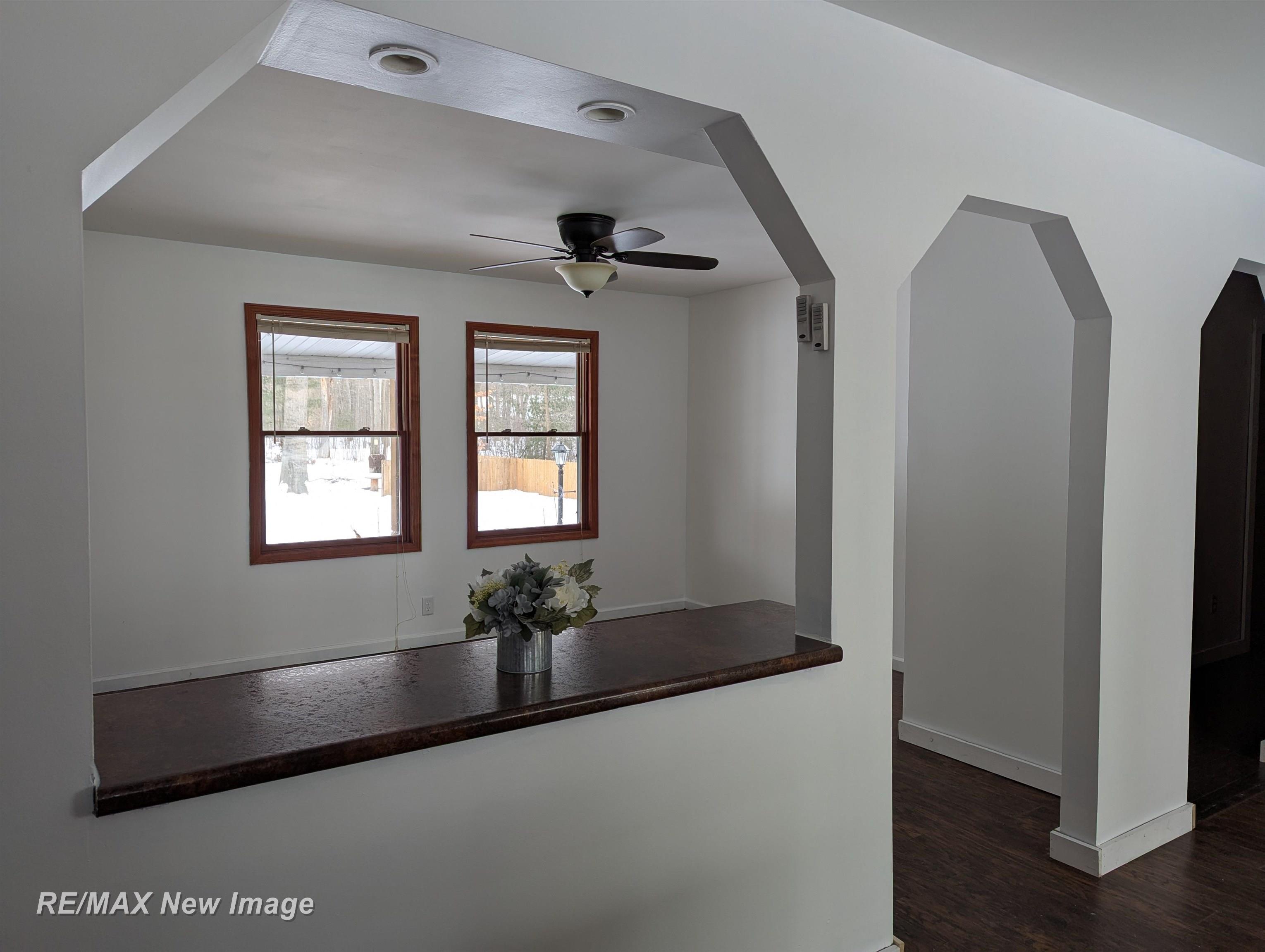 2312 Madsen Road Saginaw, MI 48601 - Photo 6 of 36 50164822-9e610f72-7241-47c1-9aea-34852ec8a39d.JPG