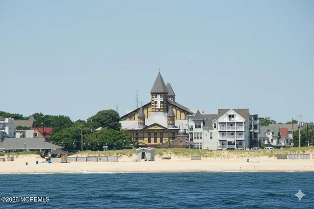 $4,200 | 74 Mt Hermon Way, Ocean Grove, NJ 07756