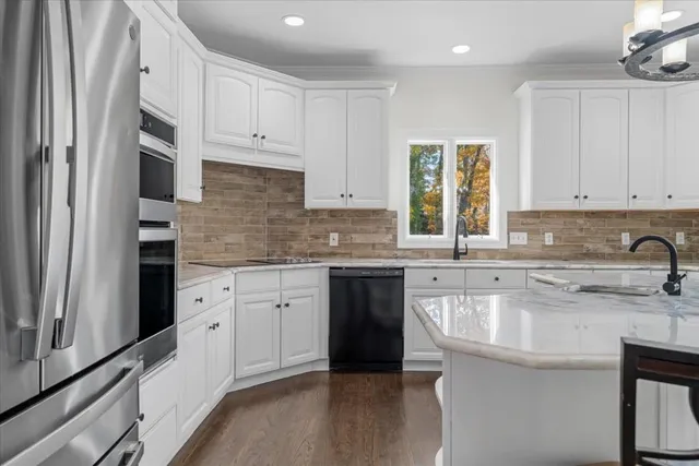 $875,000 | 4814 Mirror Lake Drive, Powder Springs, GA 30127