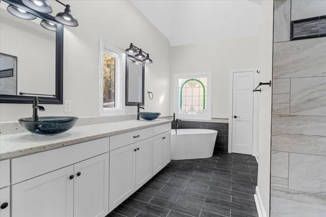 $875,000 | 4814 Mirror Lake Drive, Powder Springs, GA 30127