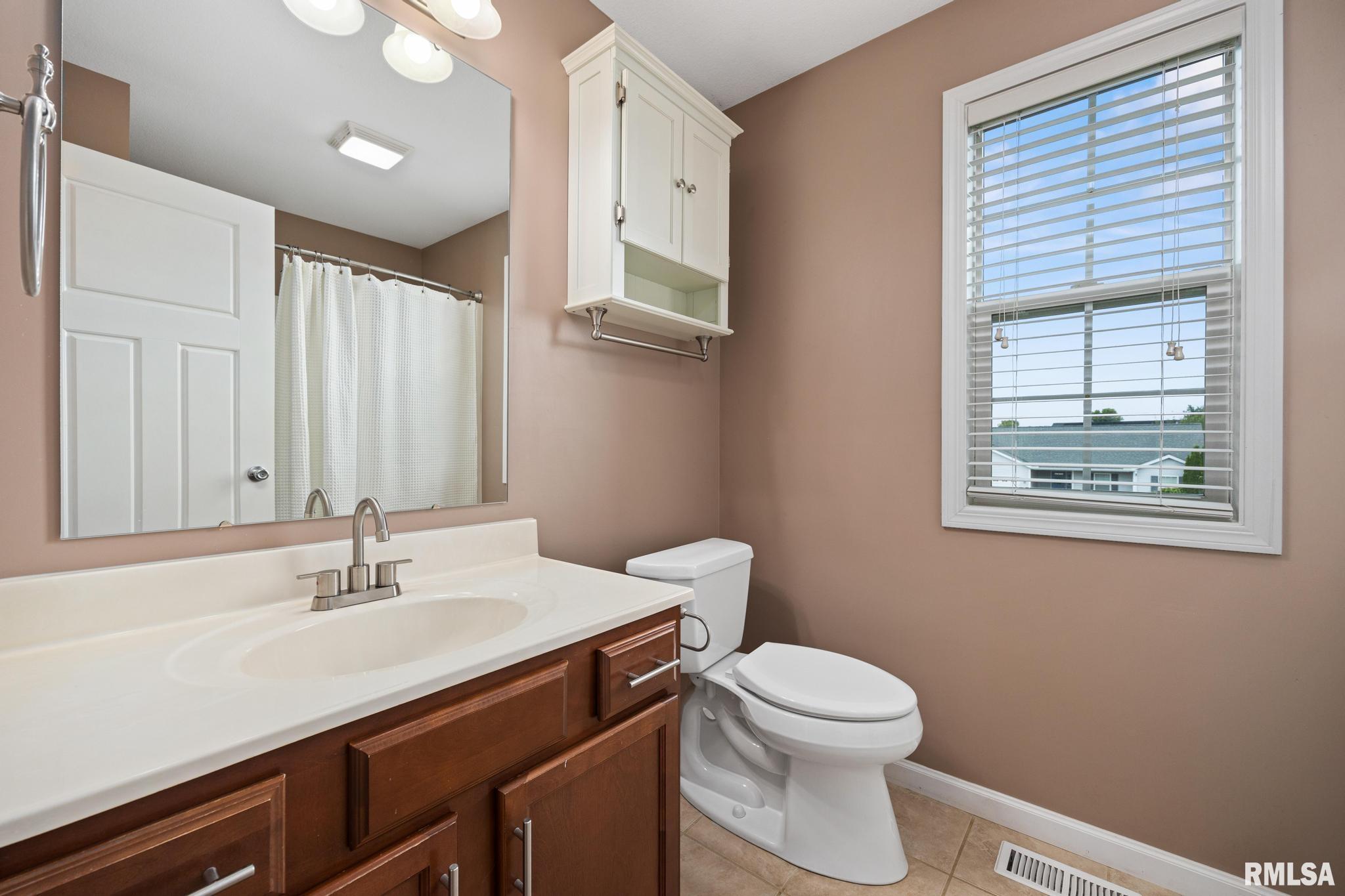 1324 Austin Avenue Washington, IL 61571 - Photo 23 of 42 Gallery Image 23