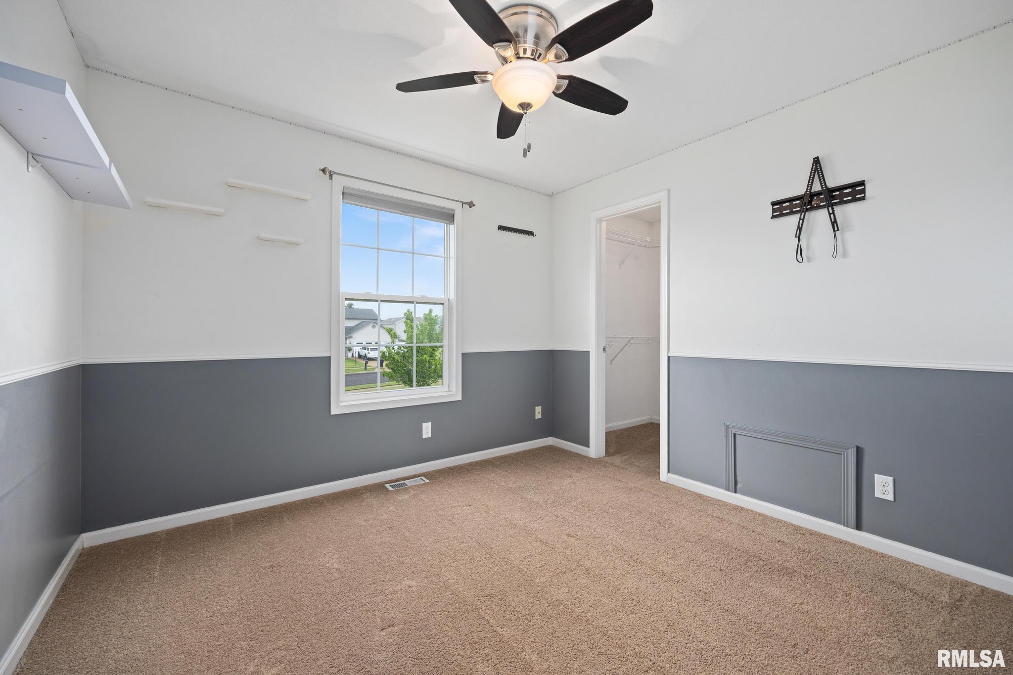 1324 Austin Avenue Washington, IL 61571 - Photo 24 of 42 Gallery Image 24