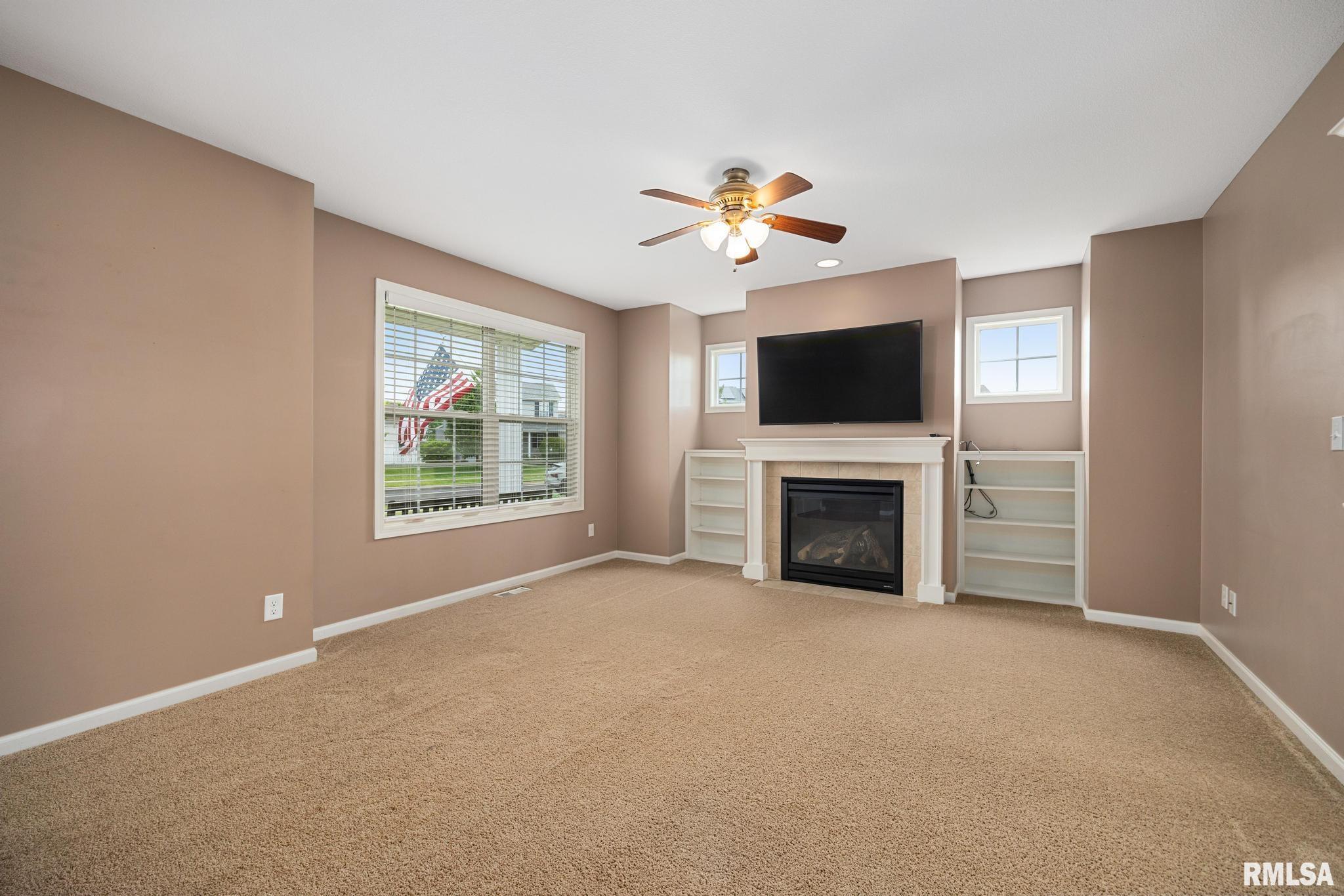 1324 Austin Avenue Washington, IL 61571 - Photo 6 of 42 Gallery Image 6