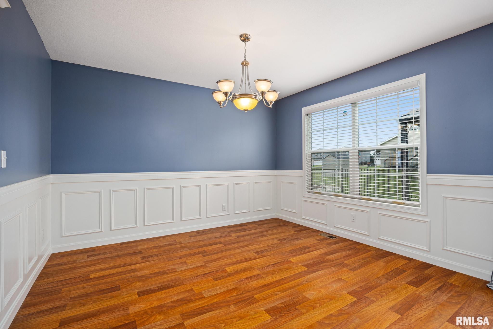 1324 Austin Avenue Washington, IL 61571 - Photo 9 of 42 Gallery Image 9