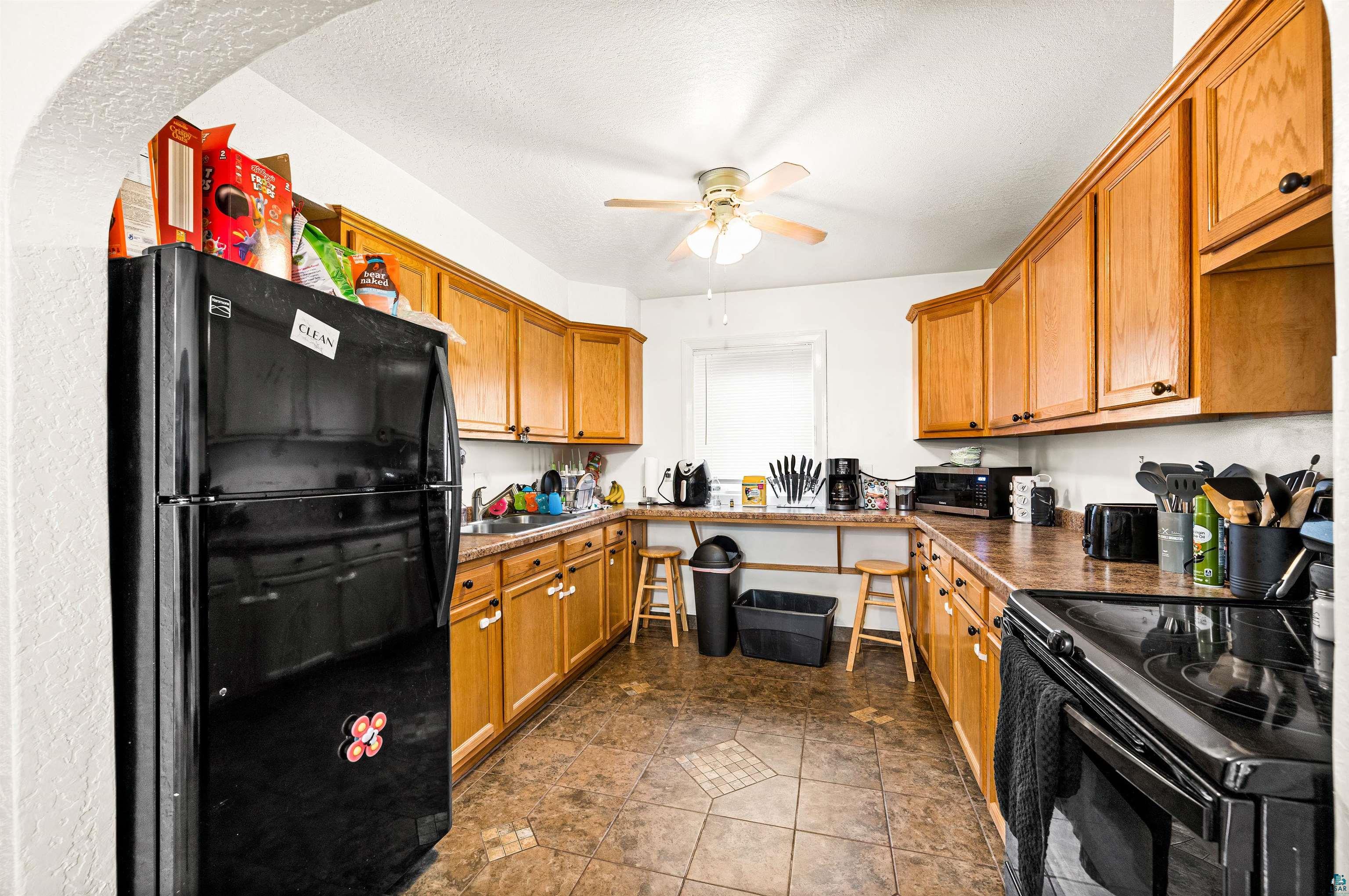 7 Riverside Drive Duluth, MN 55808 - Photo 18 of 26 unit 3 kitchen