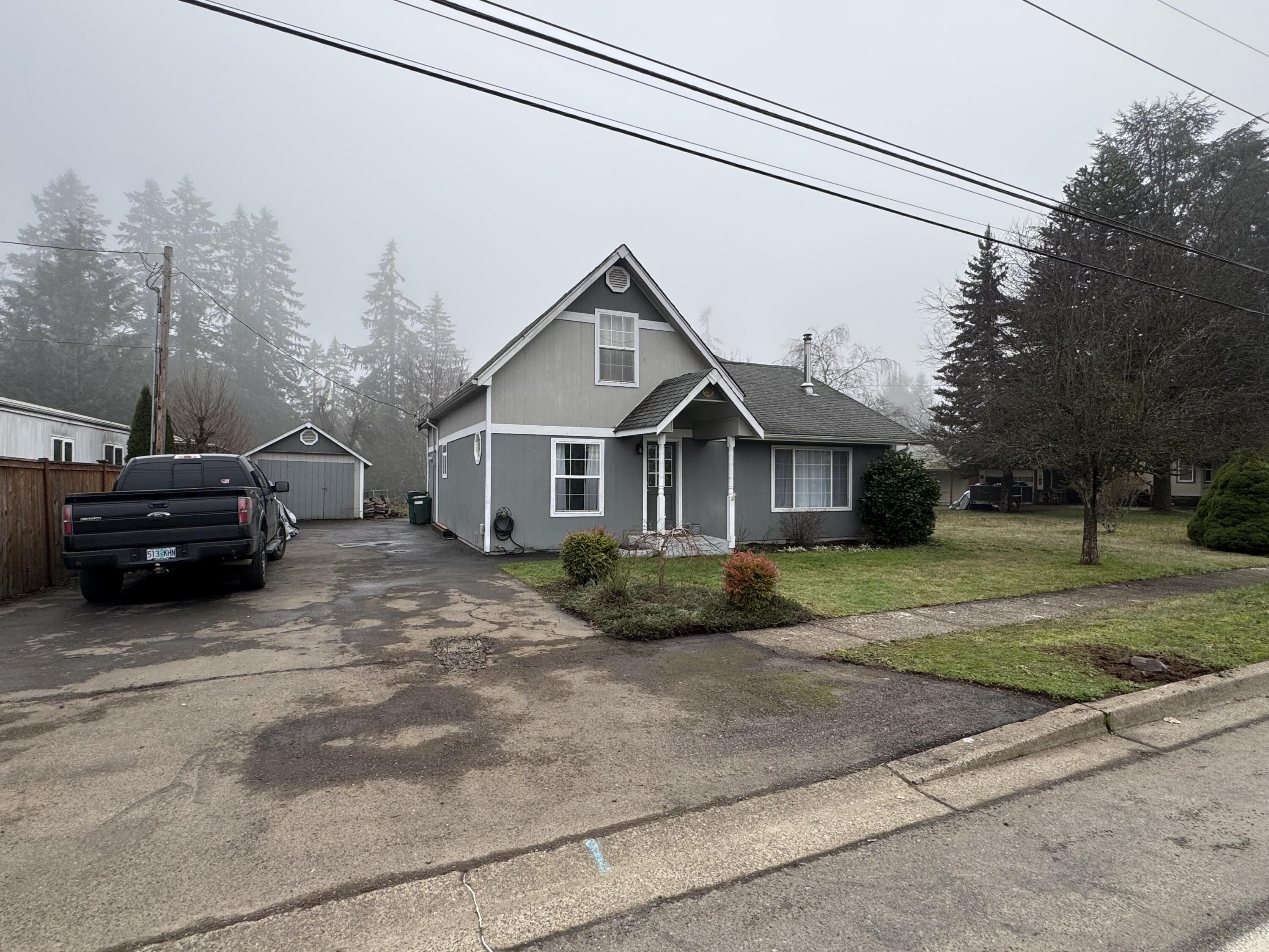 92171 Marcola Road Marcola, OR 97454 - Photo 3 of 30 Front
