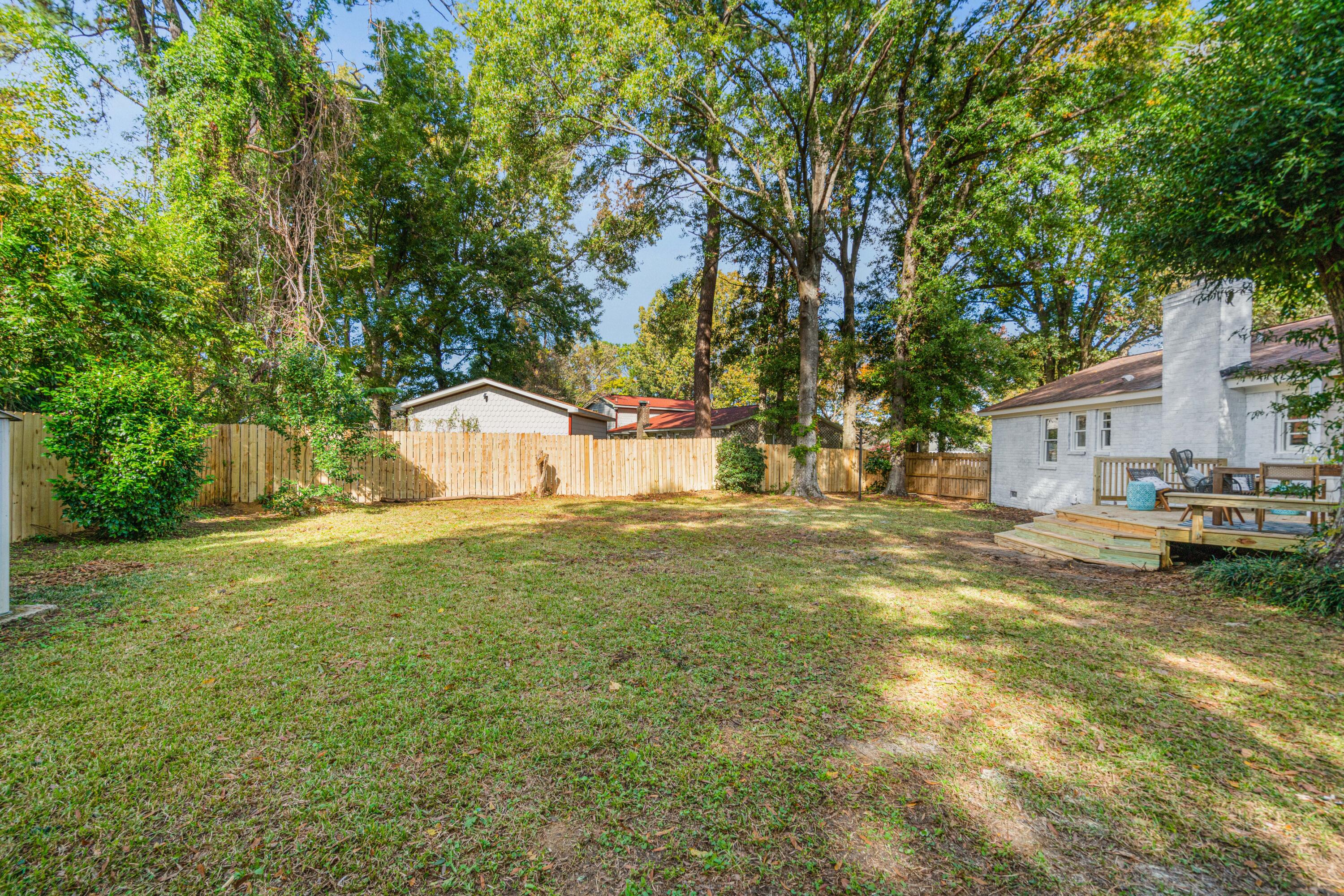 1 Rice Court Charleston, SC 29407 - Photo 29 of 33 1Rice(Yard)_NickCannPhoto-5
