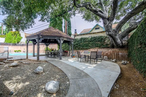 $1,029,000 | 395 Mariposa Avenue, Unit C, Sierra Madre, CA 91024