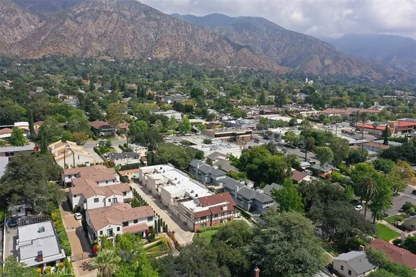 $1,029,000 | 395 Mariposa Avenue, Unit C, Sierra Madre, CA 91024
