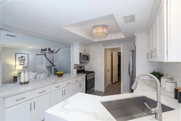$1,029,000 | 395 Mariposa Avenue, Unit C, Sierra Madre, CA 91024