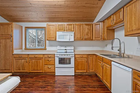 $779,000 | 7636 South Eaton Way, Littleton, CO 80128