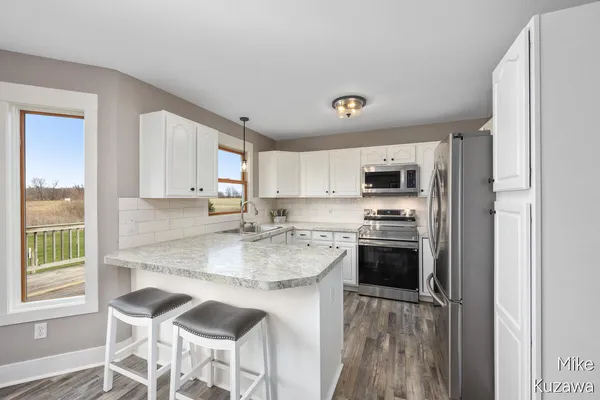 $450,000 | 12162 56th Avenue, Allendale, MI 49401