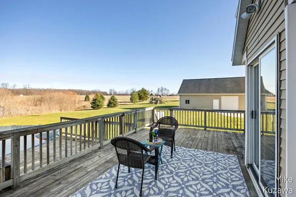 $450,000 | 12162 56th Avenue, Allendale, MI 49401