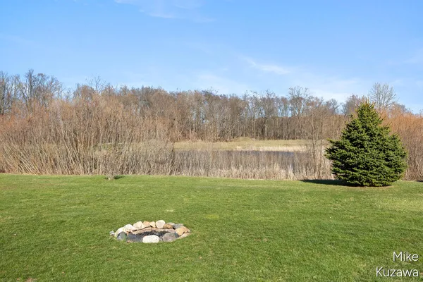 $450,000 | 12162 56th Avenue, Allendale, MI 49401