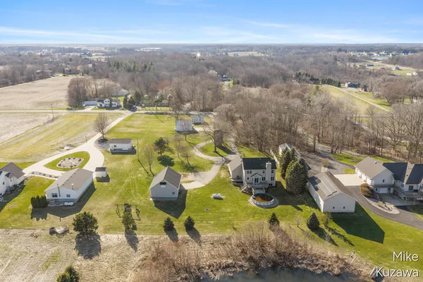 $450,000 | 12162 56th Avenue, Allendale, MI 49401