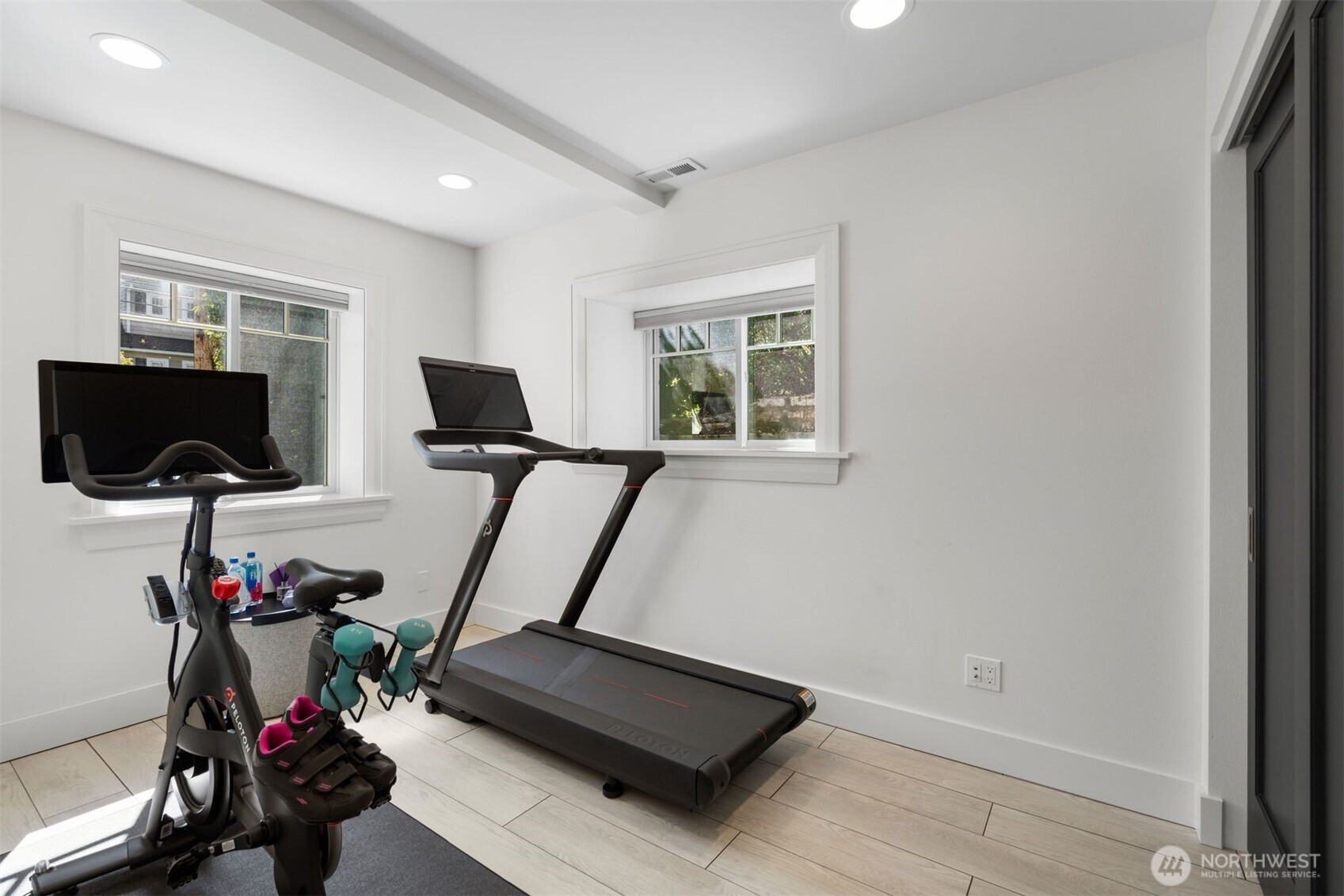 312 Prospect Street Seattle, WA 98109 - Photo 34 of 40 a view of a room with gym equipment
