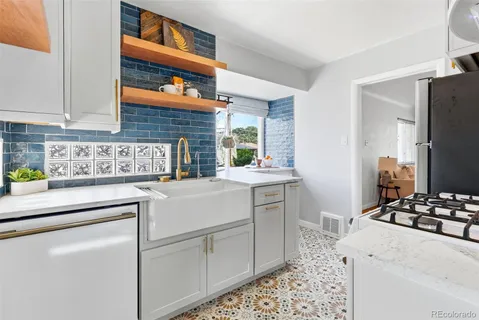 $535,000 | 3564 Magnolia Street, Denver, CO 80207