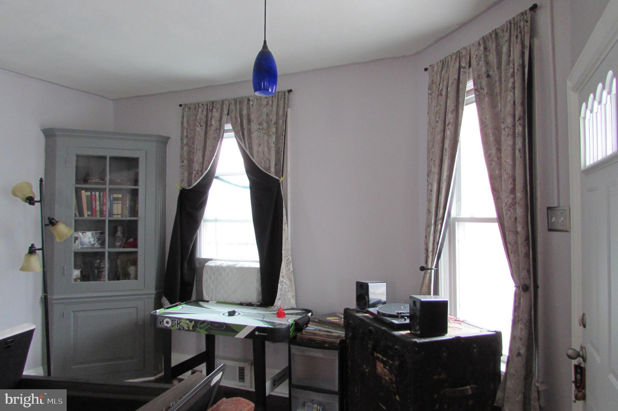 412 South Potomac Street Waynesboro, PA 17268 - Photo 12 of 46