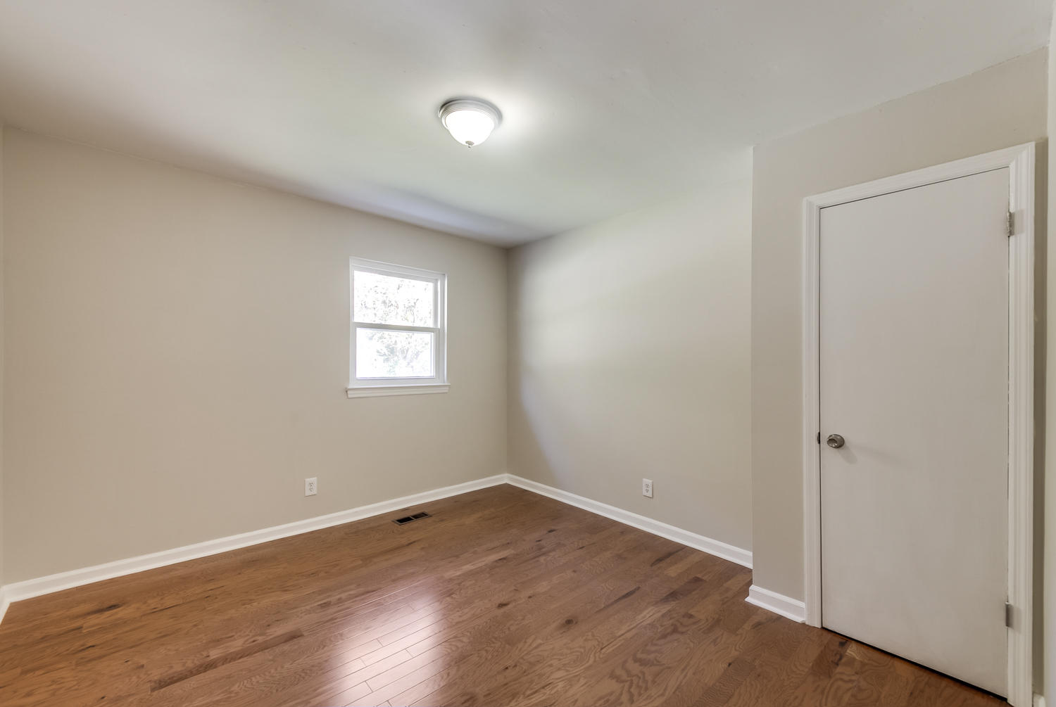 7109 Moses Road Hixson, TN 37343 - Photo 16 of 31 Bedroom # 2