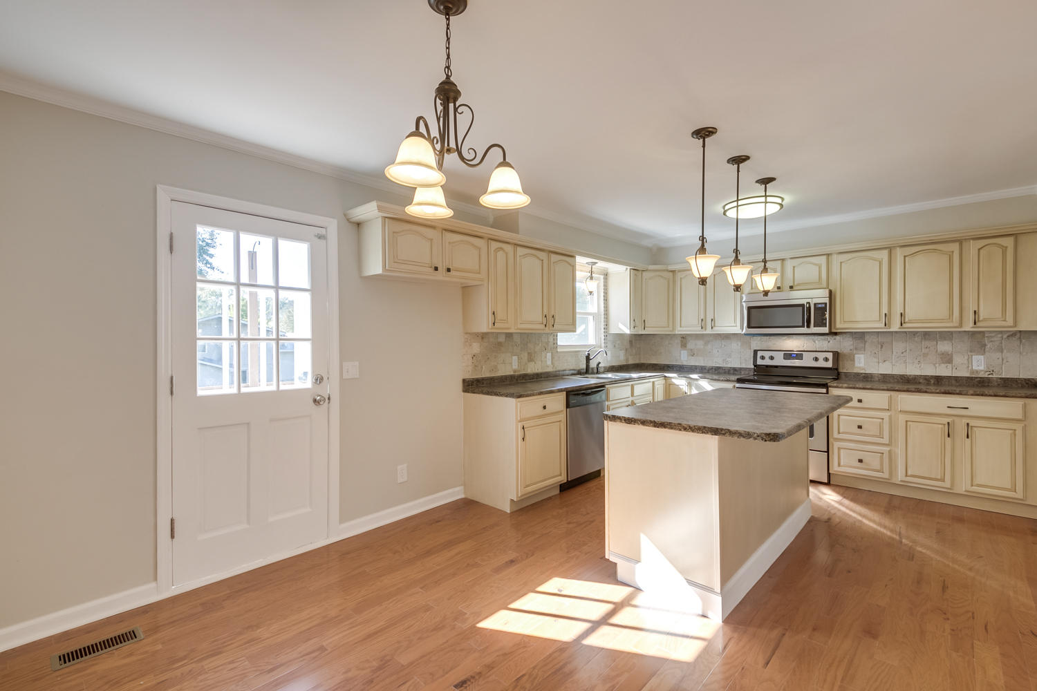 7109 Moses Road Hixson, TN 37343 - Photo 6 of 31 7109_Moses_Rd_15