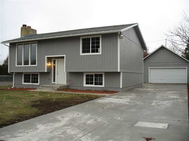 303 North Hodges Road Greenacres, WA 99016 - Photo 1 of 9 Gallery Image 1