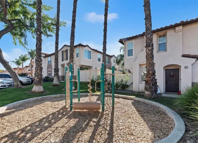 $389,900 | 30345 Buccaneer, Unit A, Murrieta, CA 92563
