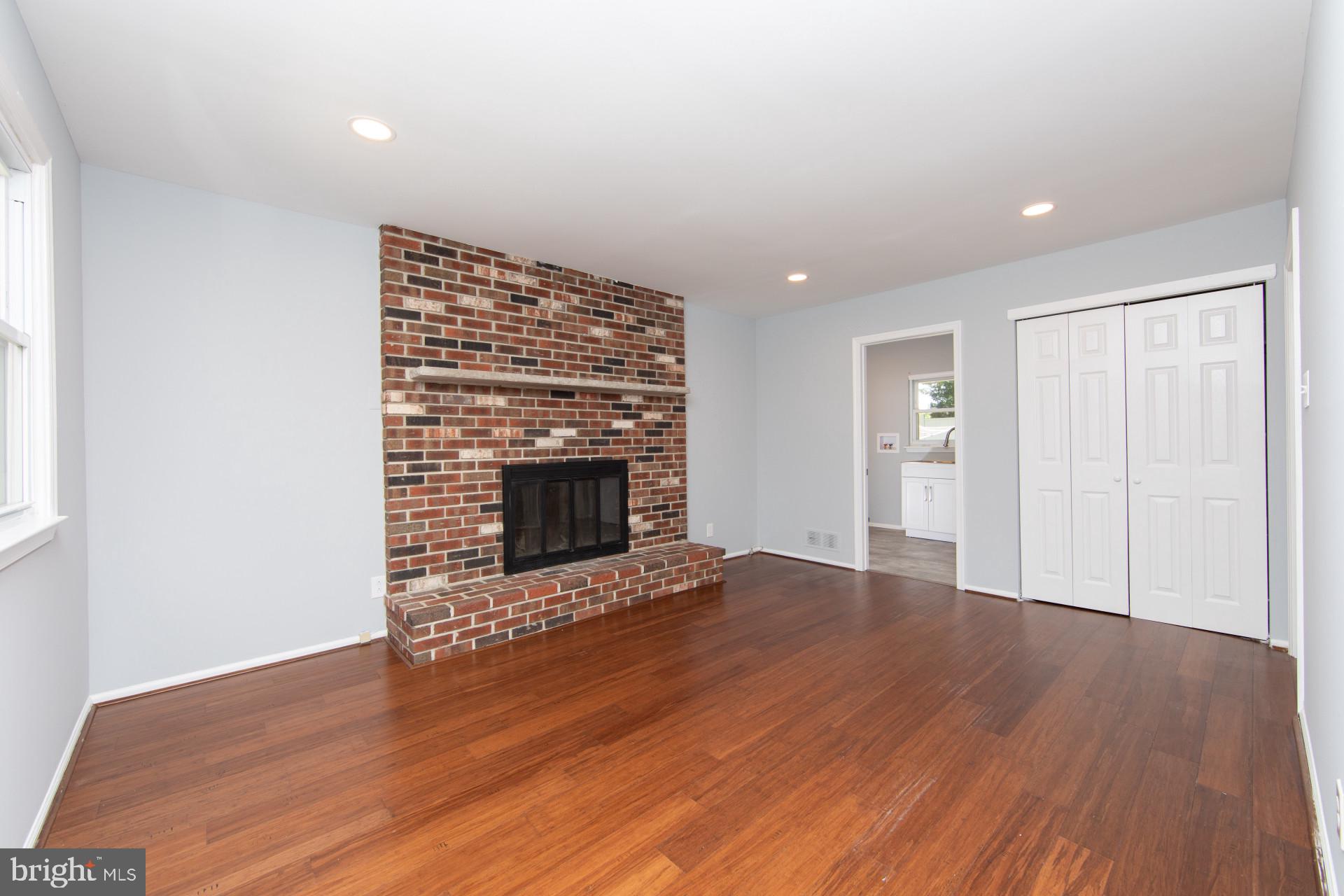 431 Cedar Lane Mickleton, NJ 08056 - Photo 3 of 49 Gallery Image 3