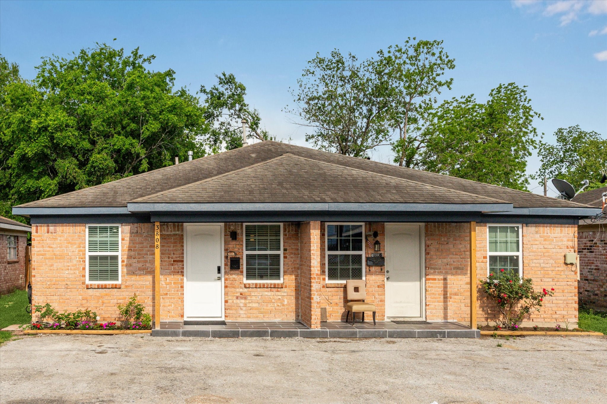 3808 Cochran Street Houston, TX 77009 - Photo 1 of 14 a front view of a house