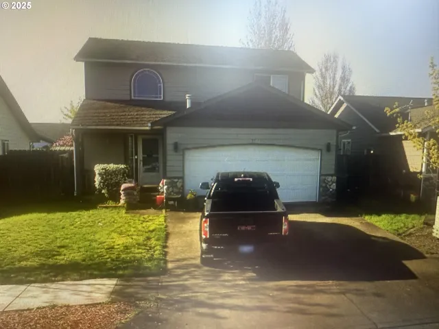 a view of a living room with furniture