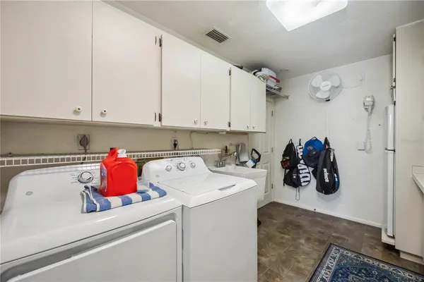 $475,000 | 965 East Gondola Drive, Venice, FL 34293