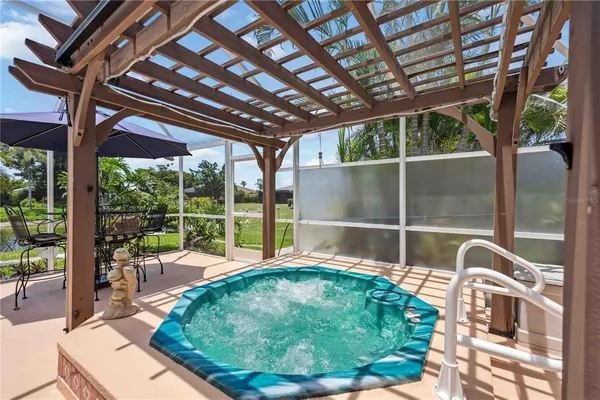 $475,000 | 965 East Gondola Drive, Venice, FL 34293