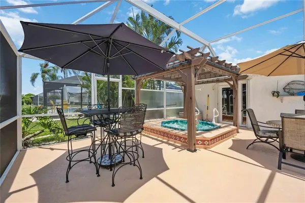 $475,000 | 965 East Gondola Drive, Venice, FL 34293