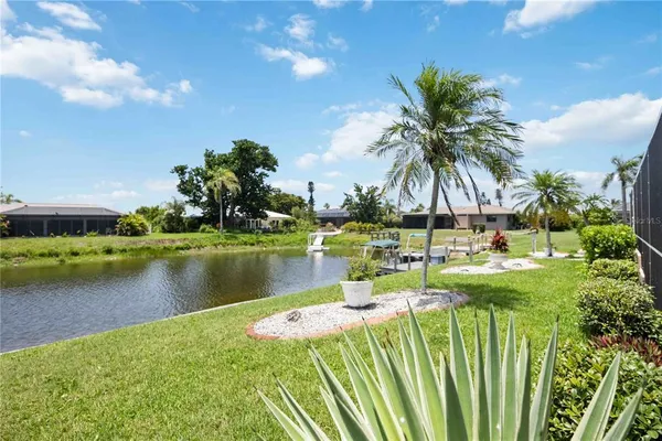 $475,000 | 965 East Gondola Drive, Venice, FL 34293