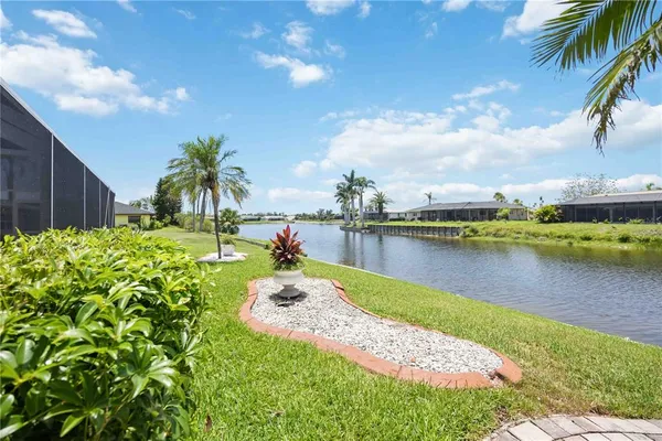 $475,000 | 965 East Gondola Drive, Venice, FL 34293