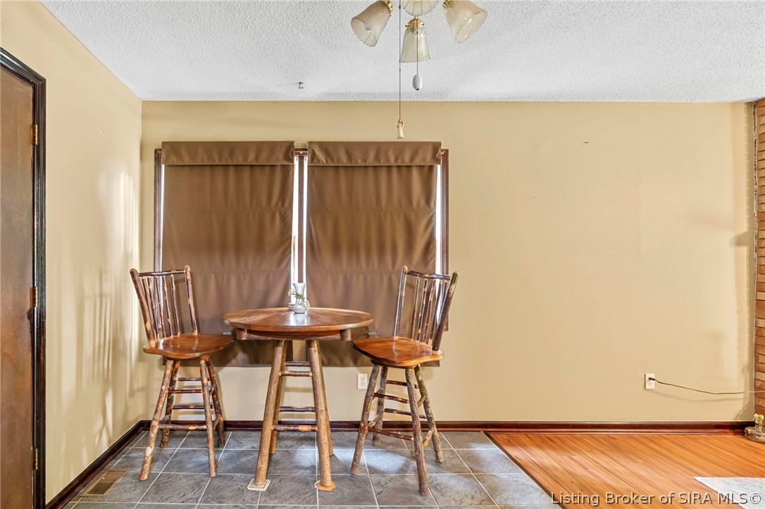 2131 Seneca Drive Madison, IN 47250 - Photo 12 of 18