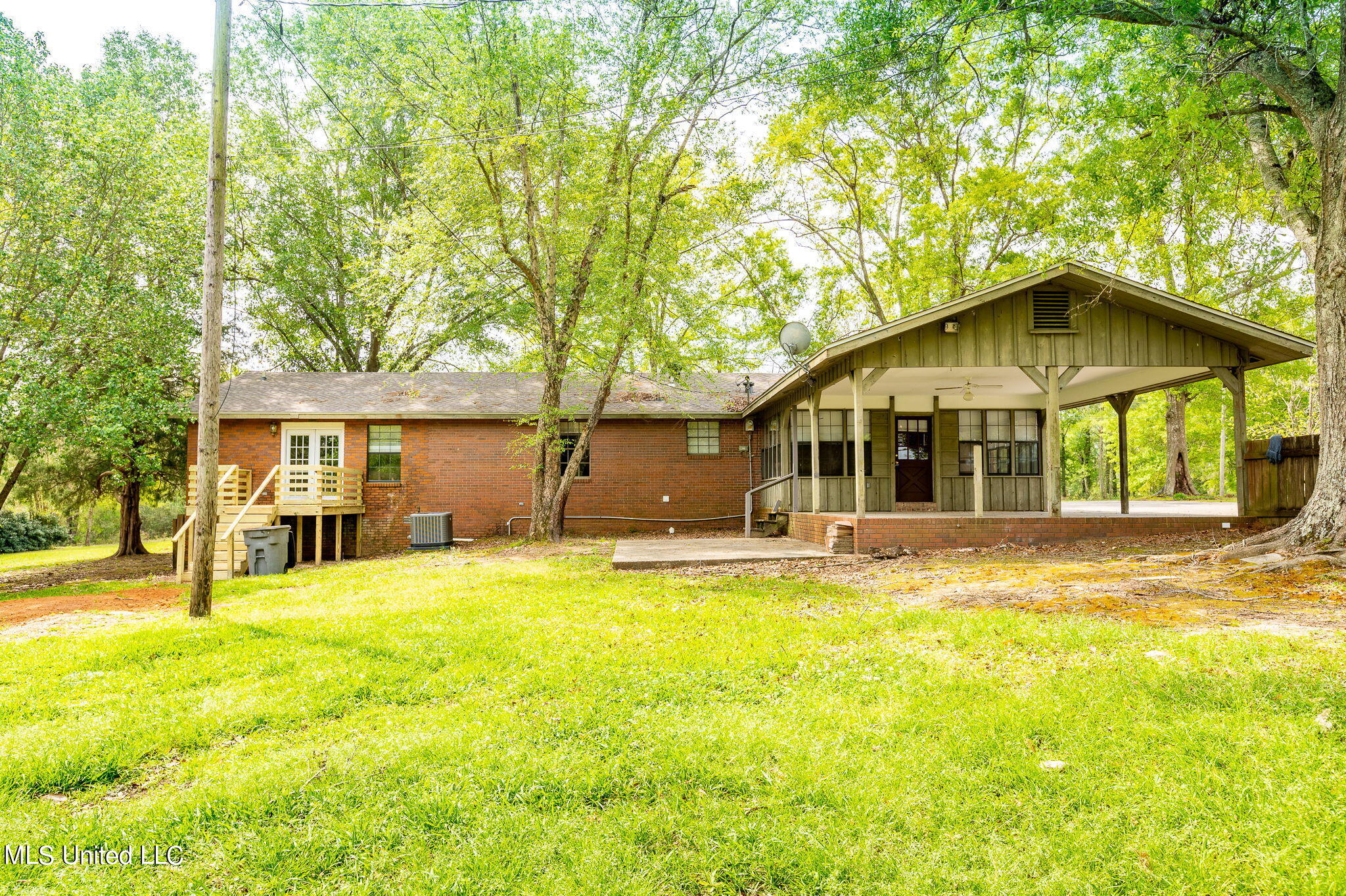 258 T Smith Road Hattiesburg, MS 39401 - Photo 33 of 41 Back of house