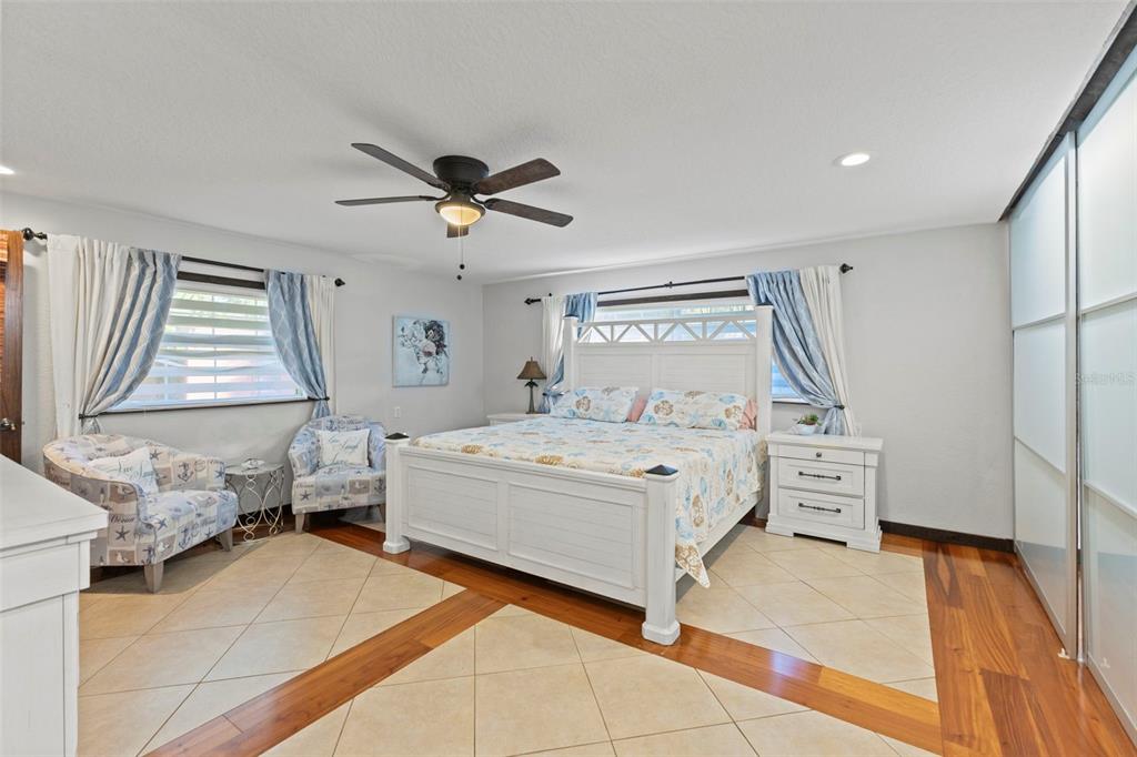 4301 South Lockwood Ridge Road Sarasota, FL 34231 - Photo 19 of 46 Gallery Image 19