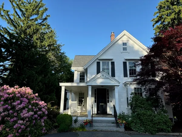 $2,500,000 | 674 Webster Street, Needham, MA 02492