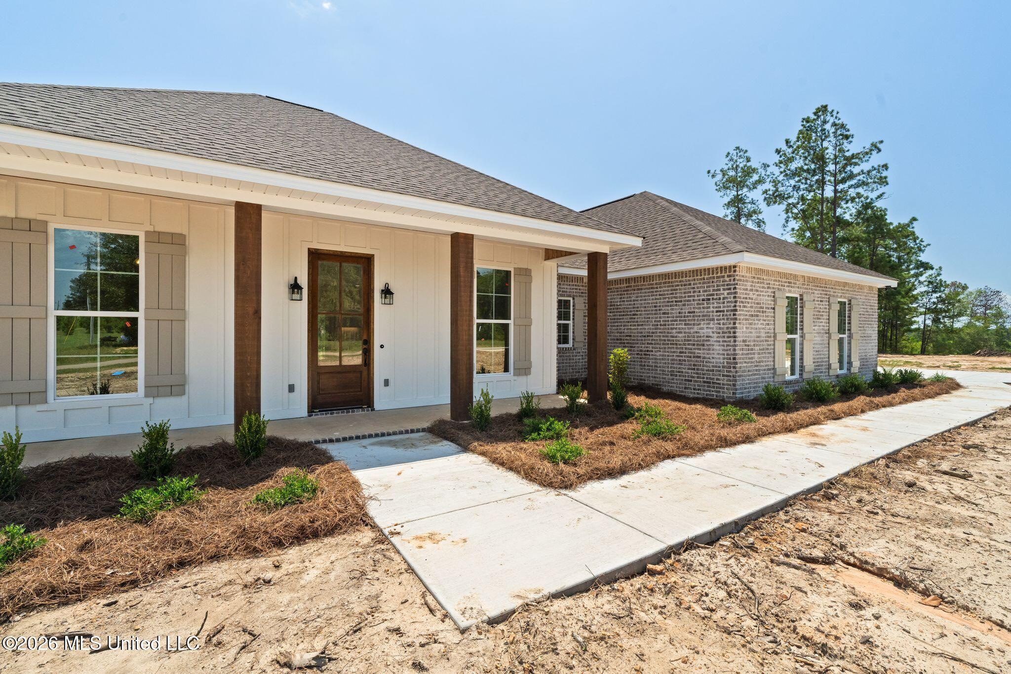 616 Hickory Grove Road Sumrall, MS 39482 - Photo 5 of 41 616_Hickory_Grove_Rd-5